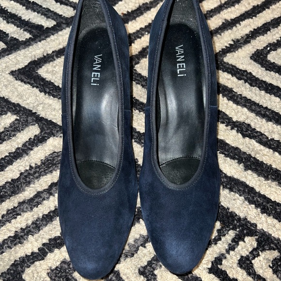 Van Eli Navy Suede Block Heels - Picture 2 of 5